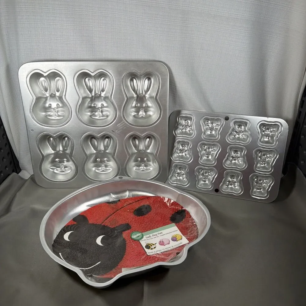 Lot of 3 Wilton Cake Pans Bunny Teddy Bear New Bumblebee/Ladybug Novelty Mold